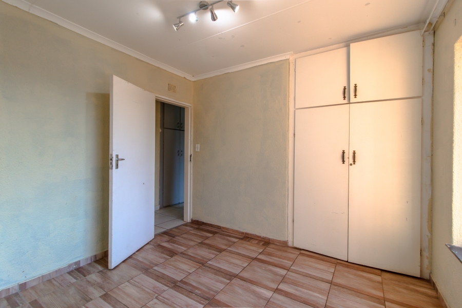 4 Bedroom Property for Sale in Strubensvallei Gauteng