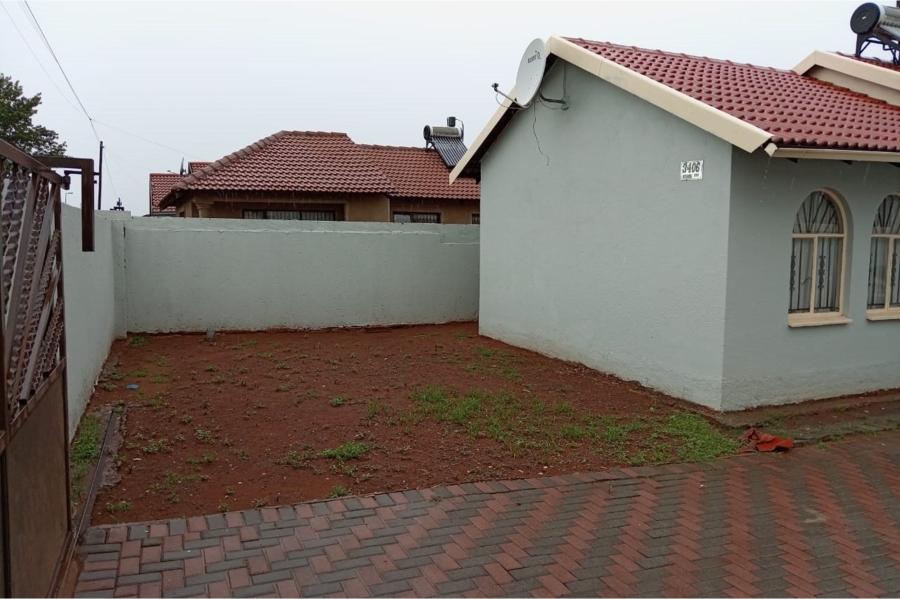 3 Bedroom Property for Sale in Protea Glen Gauteng