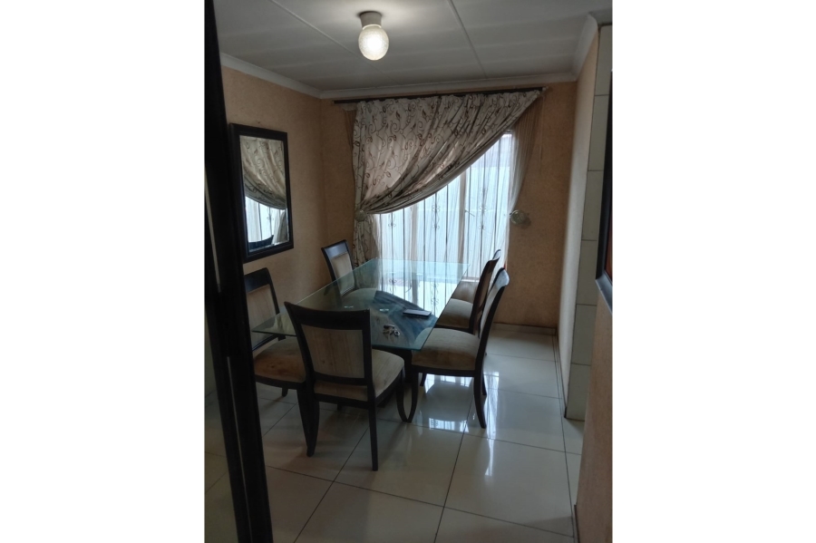 3 Bedroom Property for Sale in Protea Glen Gauteng