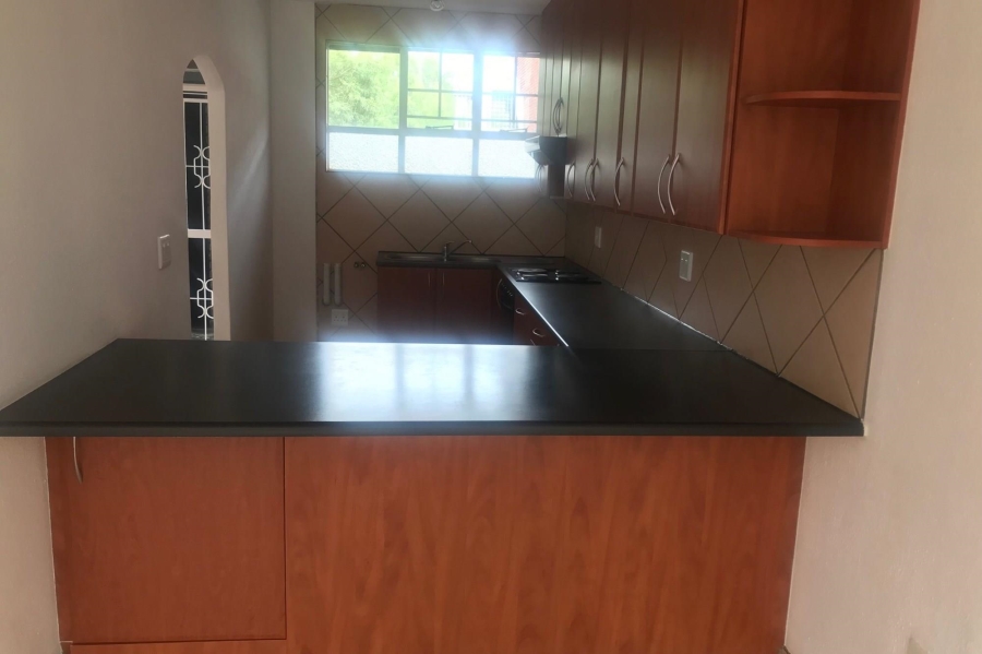 To Let 2 Bedroom Property for Rent in Impala Park Gauteng