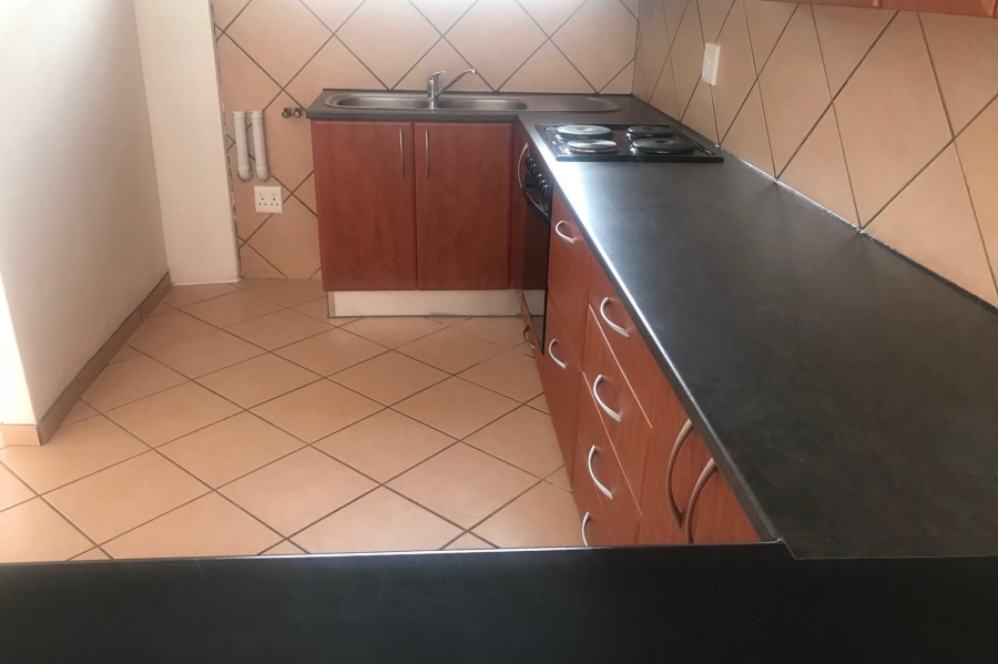 To Let 2 Bedroom Property for Rent in Impala Park Gauteng