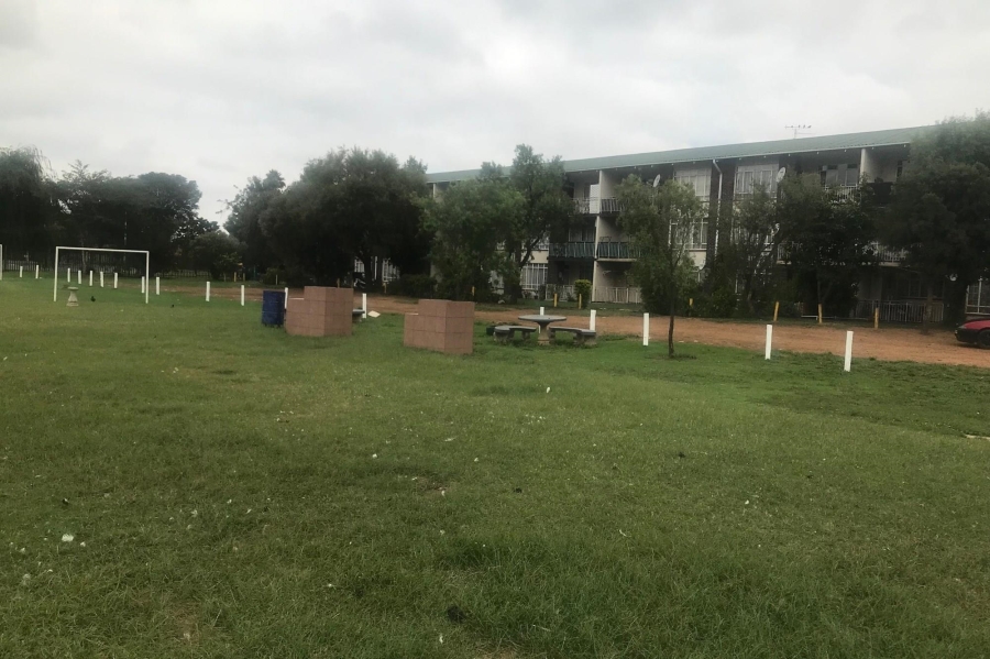 To Let 2 Bedroom Property for Rent in Impala Park Gauteng