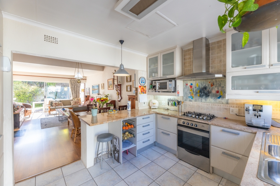 3 Bedroom Property for Sale in Bryanston Gauteng