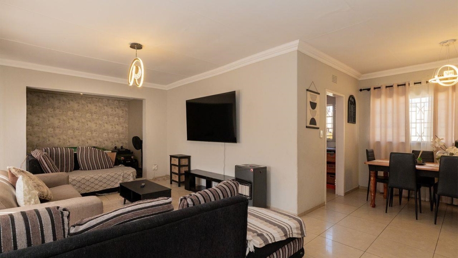 4 Bedroom Property for Sale in The Stewards Gauteng