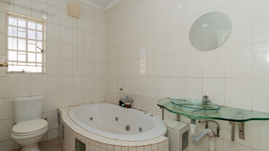4 Bedroom Property for Sale in The Stewards Gauteng