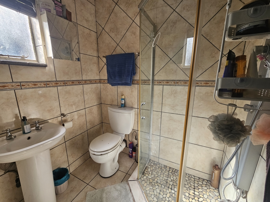 4 Bedroom Property for Sale in Harmelia Gauteng