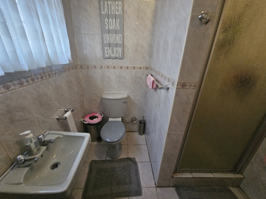 4 Bedroom Property for Sale in Harmelia Gauteng