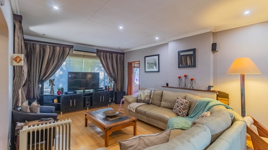 4 Bedroom Property for Sale in Harmelia Gauteng