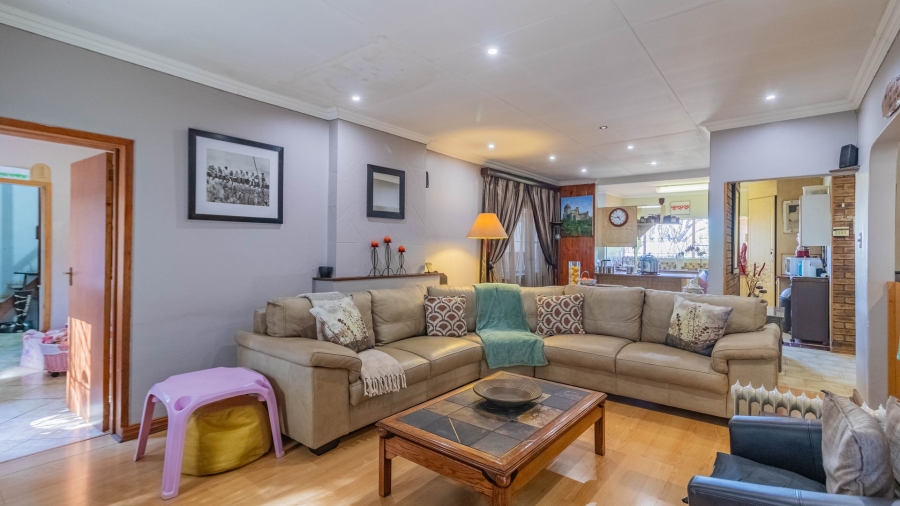 4 Bedroom Property for Sale in Harmelia Gauteng
