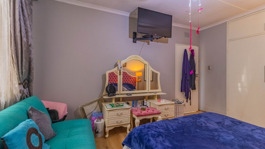 4 Bedroom Property for Sale in Harmelia Gauteng