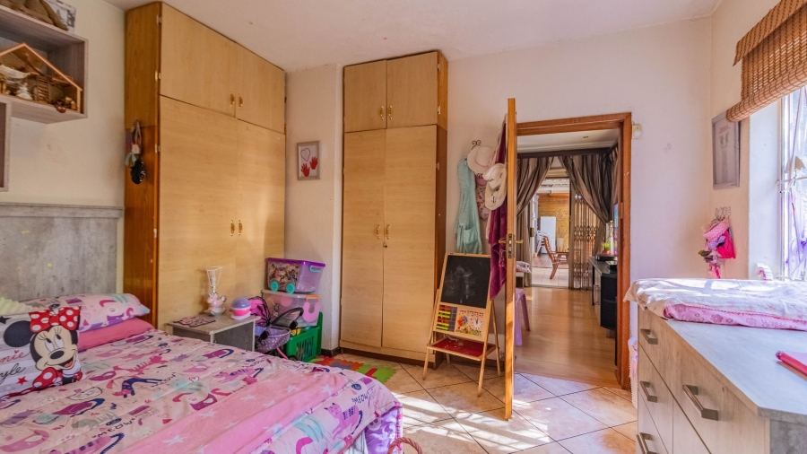 4 Bedroom Property for Sale in Harmelia Gauteng