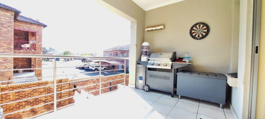3 Bedroom Property for Sale in Noordwyk Gauteng