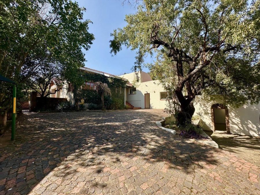 4 Bedroom Property for Sale in Bryanston Gauteng