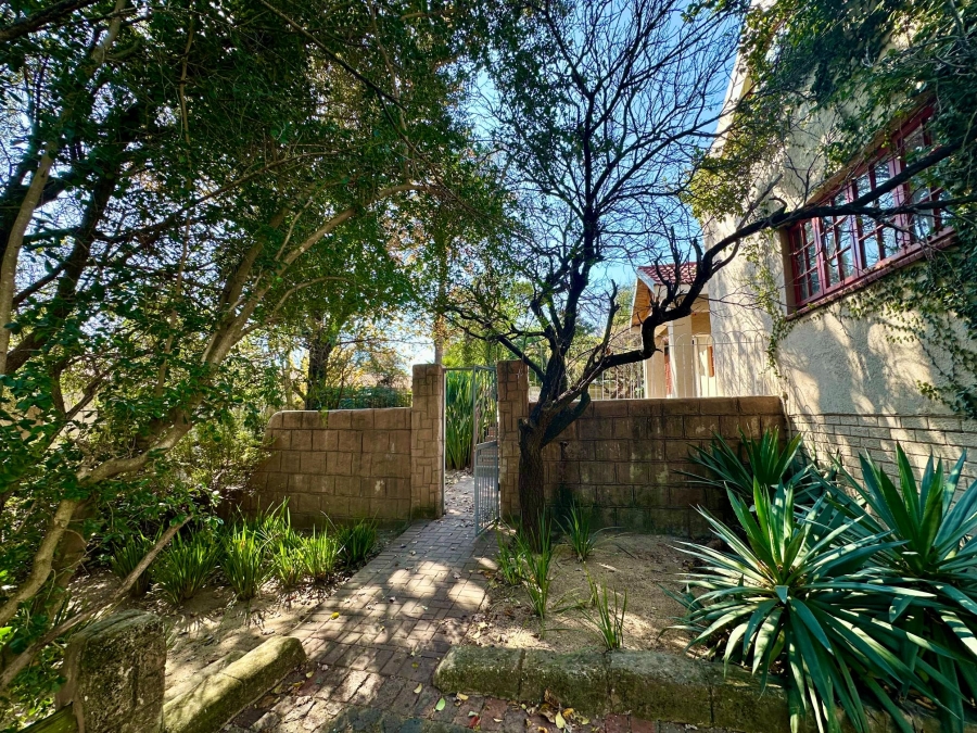 4 Bedroom Property for Sale in Bryanston Gauteng