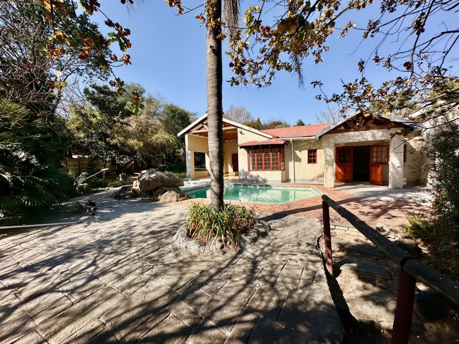 4 Bedroom Property for Sale in Bryanston Gauteng