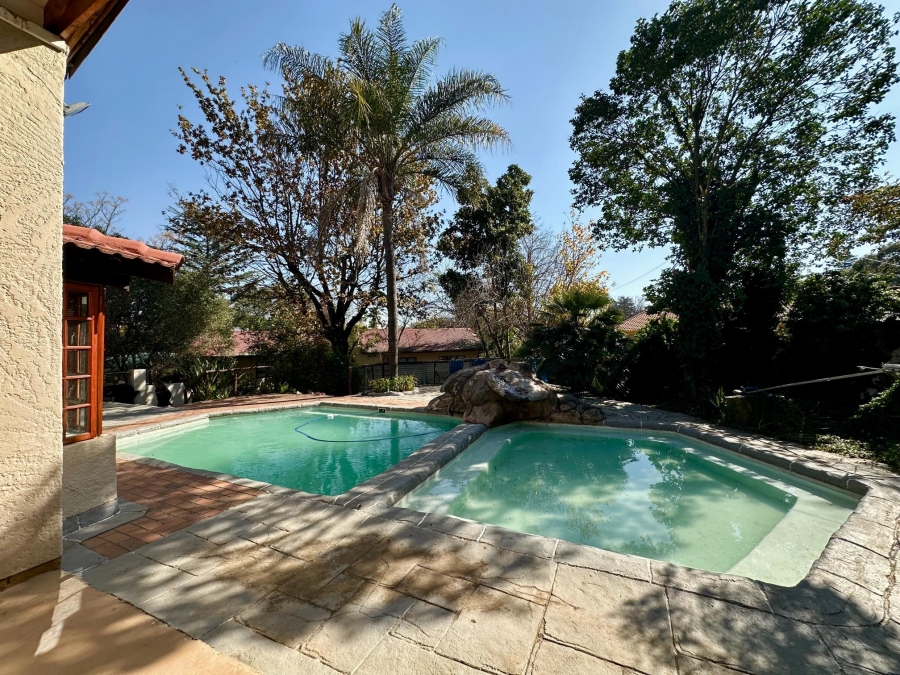 4 Bedroom Property for Sale in Bryanston Gauteng