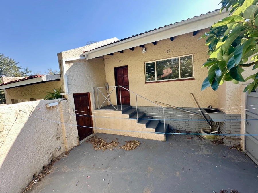 4 Bedroom Property for Sale in Bryanston Gauteng