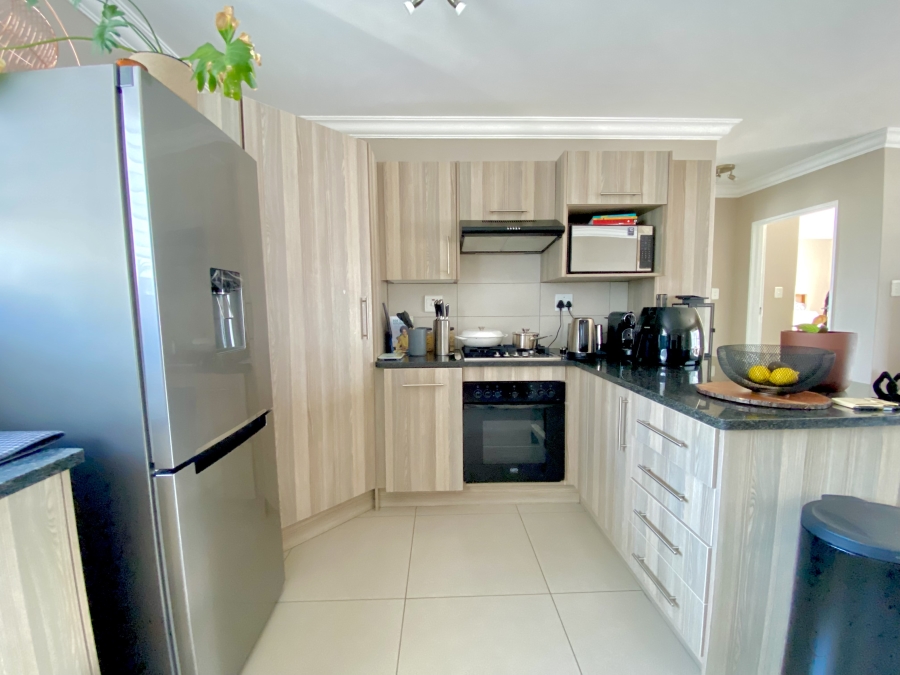2 Bedroom Property for Sale in Chartwell Gauteng