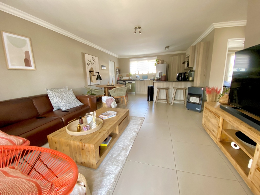 2 Bedroom Property for Sale in Chartwell Gauteng