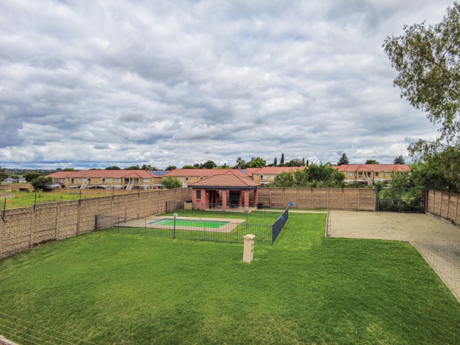2 Bedroom Property for Sale in Rynfield Gauteng
