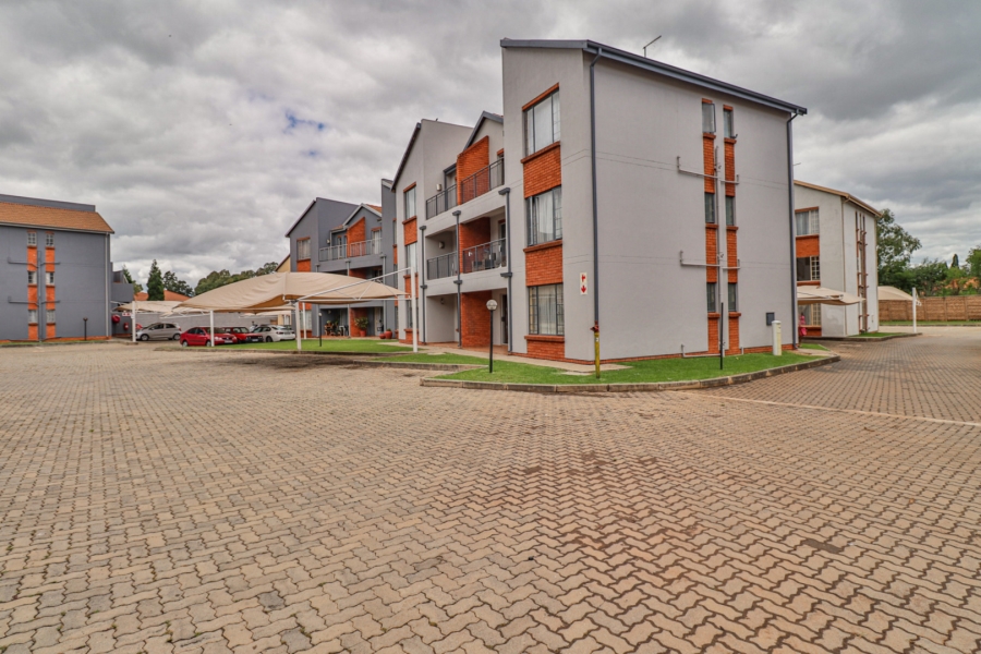 2 Bedroom Property for Sale in Rynfield Gauteng