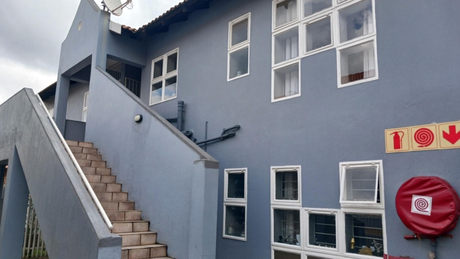 2 Bedroom Property for Sale in New Redruth Gauteng
