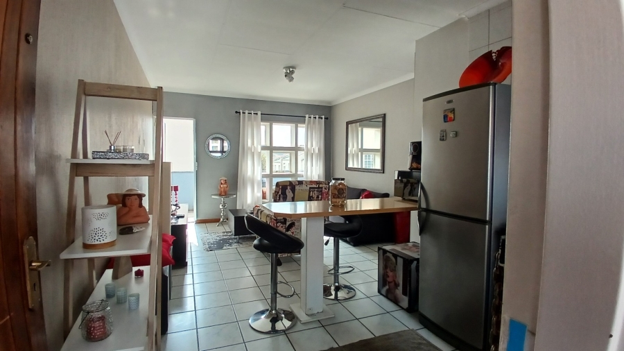 2 Bedroom Property for Sale in New Redruth Gauteng