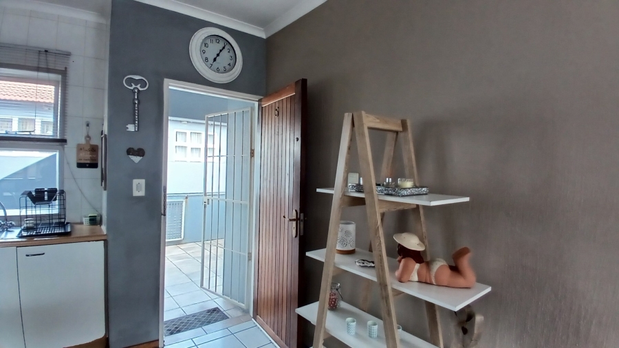 2 Bedroom Property for Sale in New Redruth Gauteng