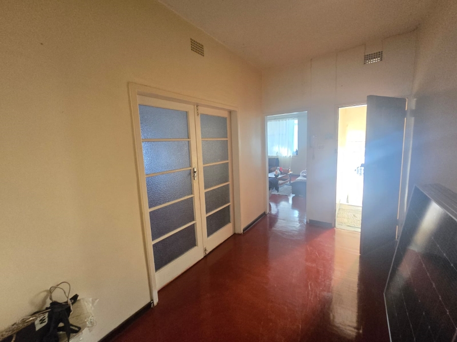 11 Bedroom Property for Sale in Bellevue East Gauteng