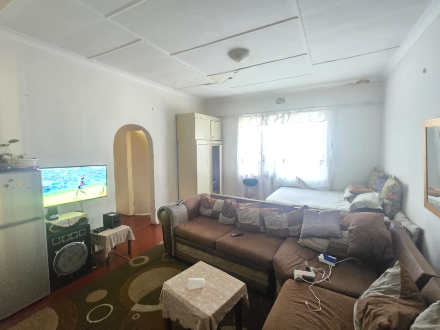 11 Bedroom Property for Sale in Bellevue East Gauteng