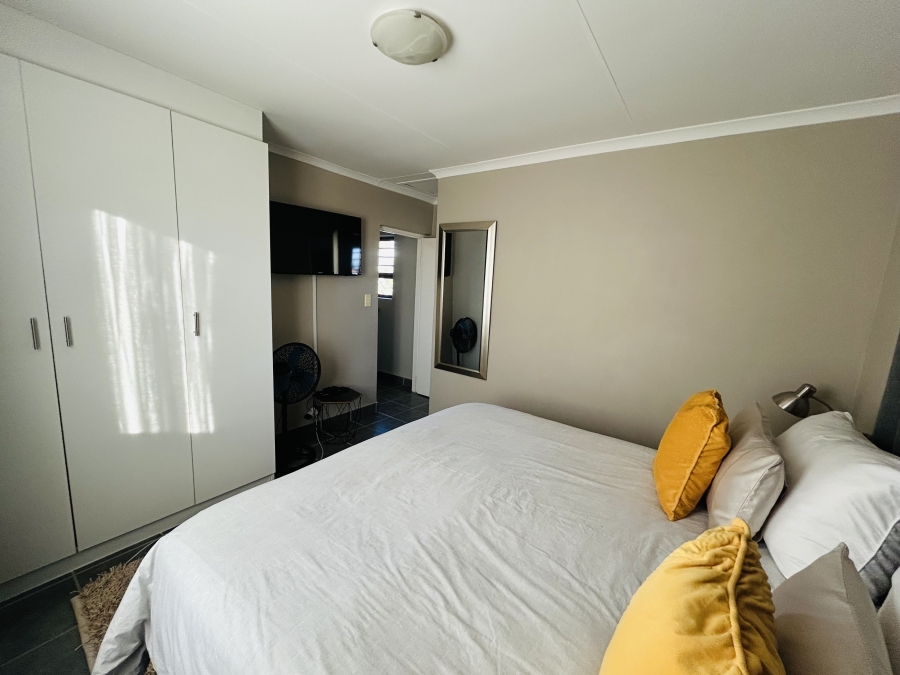 3 Bedroom Property for Sale in Noordwyk Gauteng