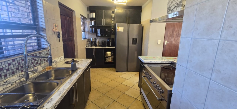 3 Bedroom Property for Sale in Klopperpark Gauteng