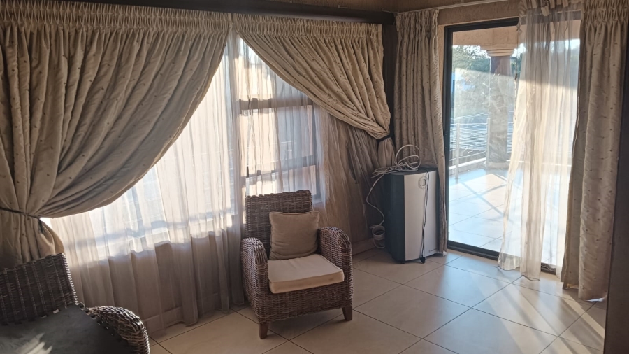To Let 7 Bedroom Property for Rent in Edleen Gauteng