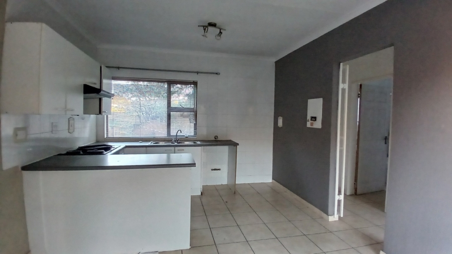 1 Bedroom Property for Sale in Bassonia Gauteng