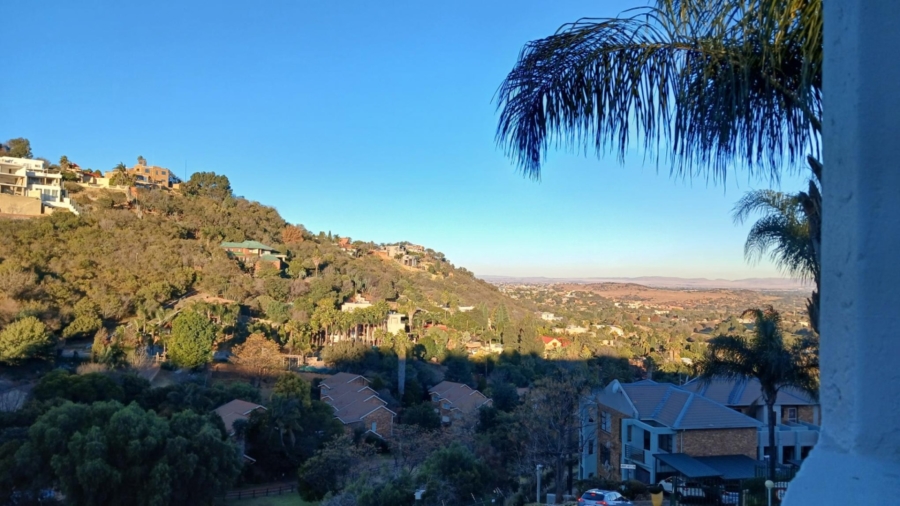 1 Bedroom Property for Sale in Bassonia Gauteng
