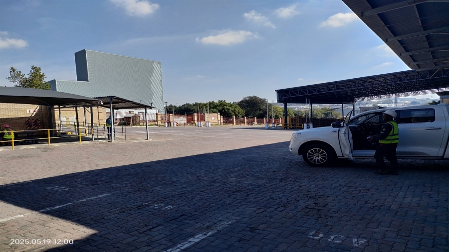 To Let commercial Property for Rent in Hoogland Gauteng