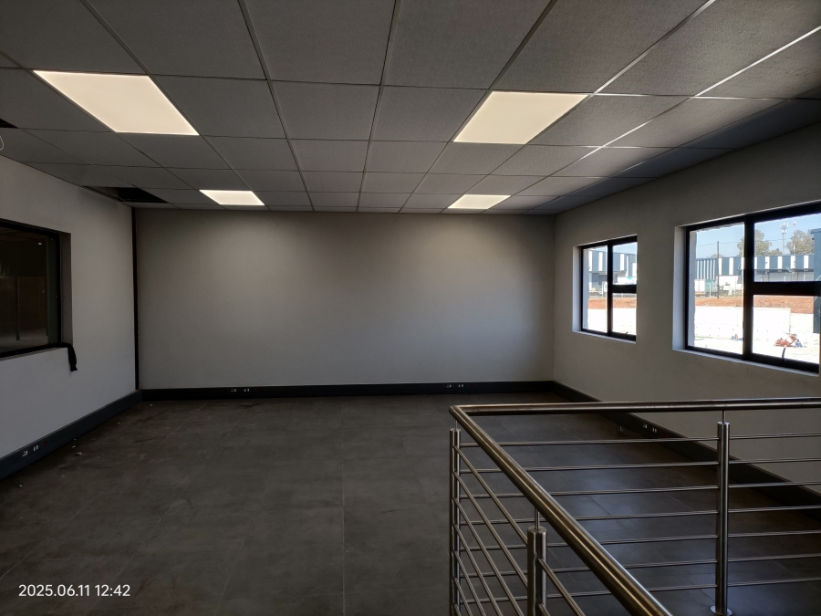 To Let commercial Property for Rent in Nooitgedacht Gauteng