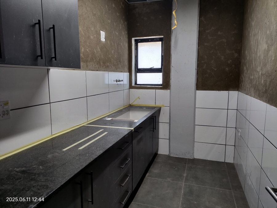 To Let commercial Property for Rent in Nooitgedacht Gauteng