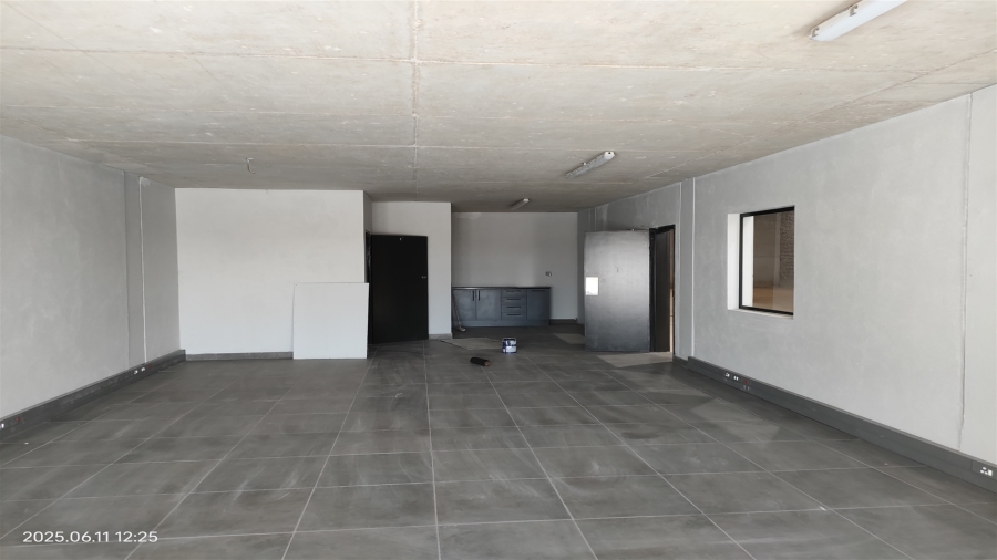 To Let commercial Property for Rent in Nooitgedacht Gauteng