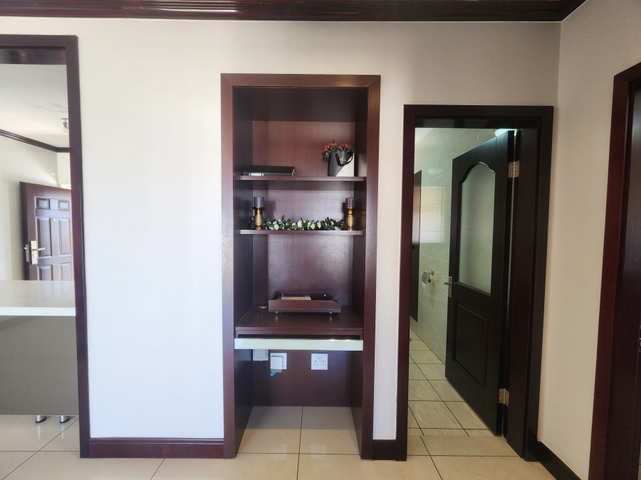 2 Bedroom Property for Sale in Fourways Gauteng