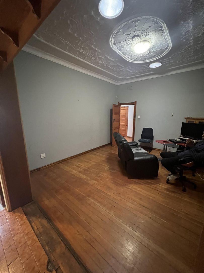 To Let 4 Bedroom Property for Rent in Parkhill Gardens Gauteng