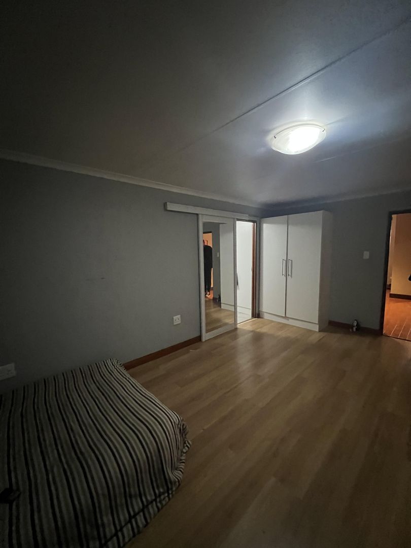 To Let 4 Bedroom Property for Rent in Parkhill Gardens Gauteng