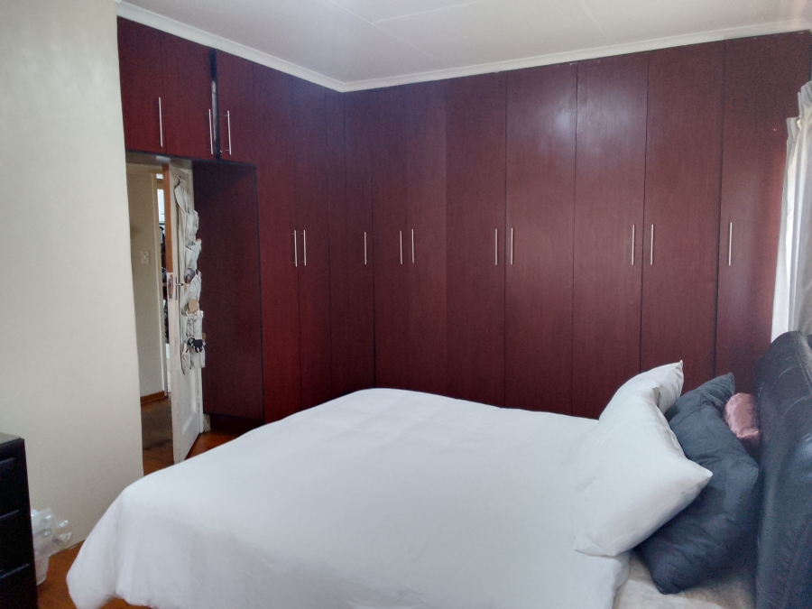 3 Bedroom Property for Sale in Witpoortjie Gauteng