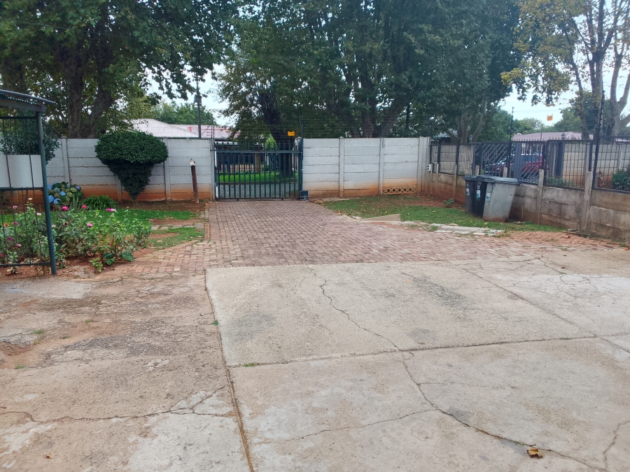 3 Bedroom Property for Sale in Witpoortjie Gauteng