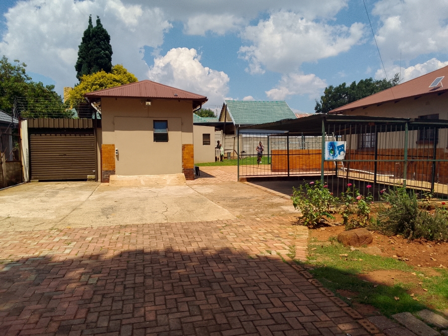 3 Bedroom Property for Sale in Witpoortjie Gauteng