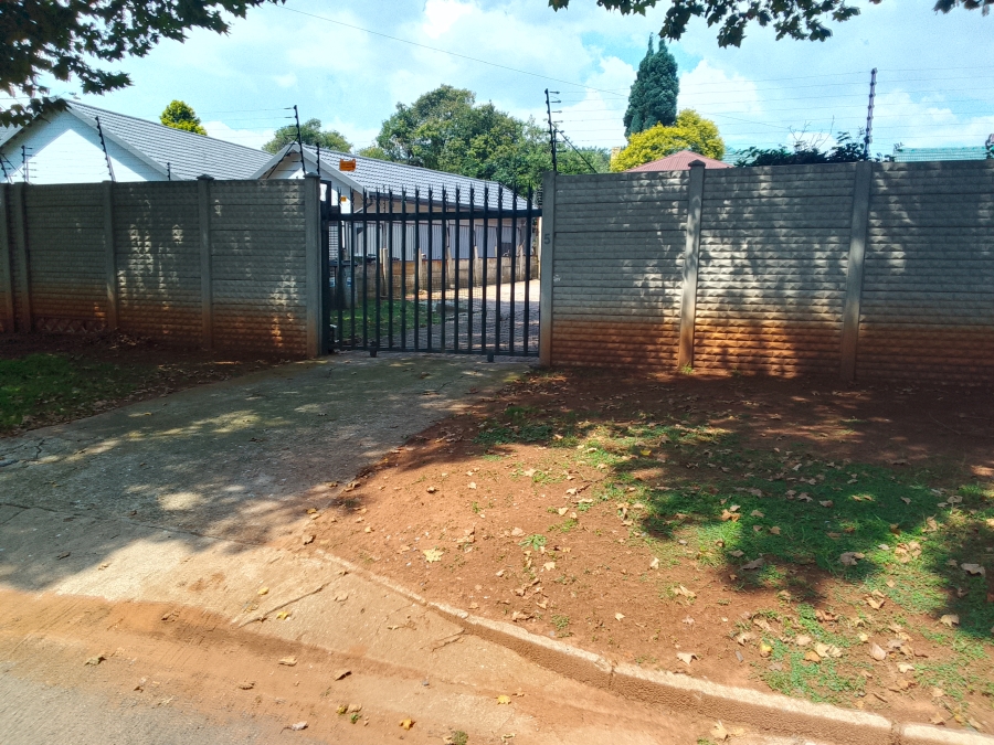 3 Bedroom Property for Sale in Witpoortjie Gauteng
