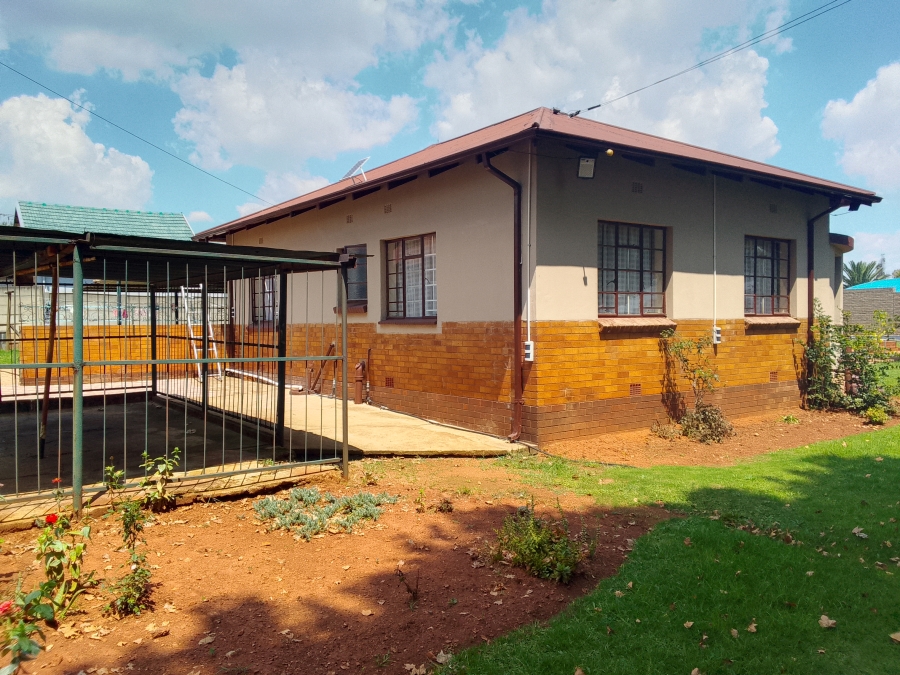 3 Bedroom Property for Sale in Witpoortjie Gauteng