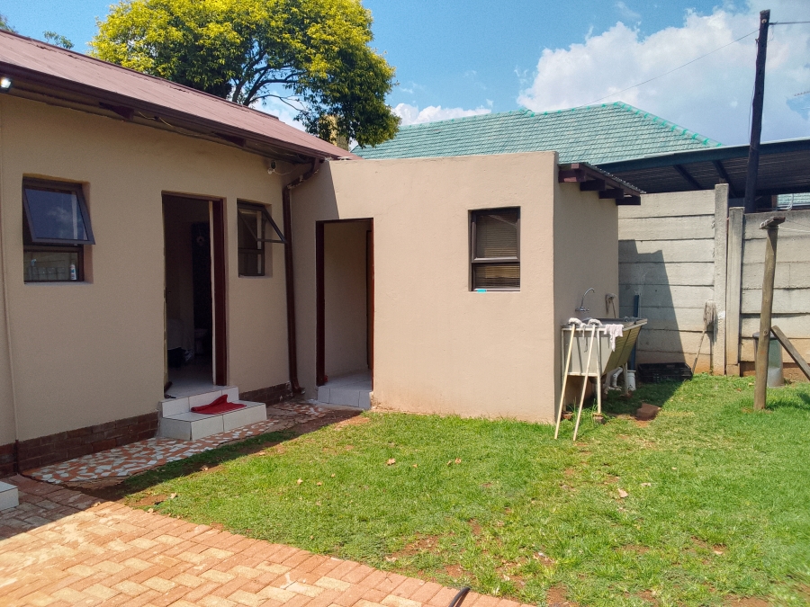 3 Bedroom Property for Sale in Witpoortjie Gauteng