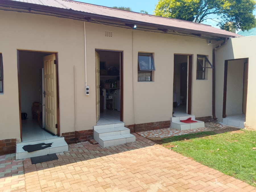 3 Bedroom Property for Sale in Witpoortjie Gauteng
