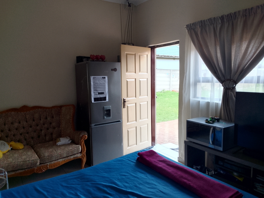 3 Bedroom Property for Sale in Witpoortjie Gauteng